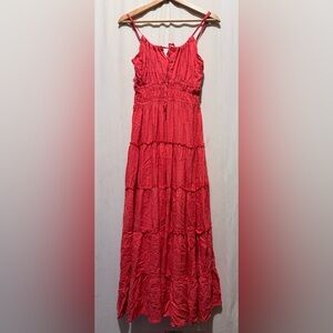 HIME HOLIDAY Chic Red Maxi Dress with Flowing Silhouette